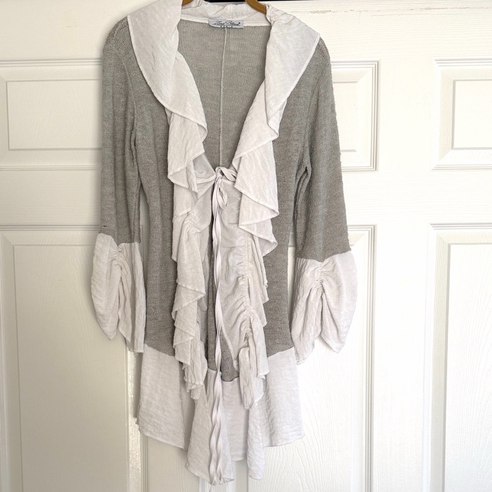 Zone Bleue Gray White Tie Front Ruffle Cardigan Size Small T1